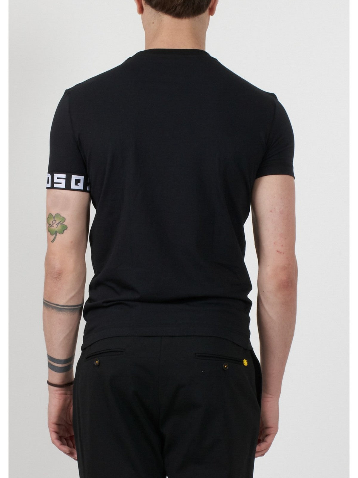 DSQUARED2 T-Shirt e Polo Uomo D9M3S513 003 Nero gioboutiqueweb