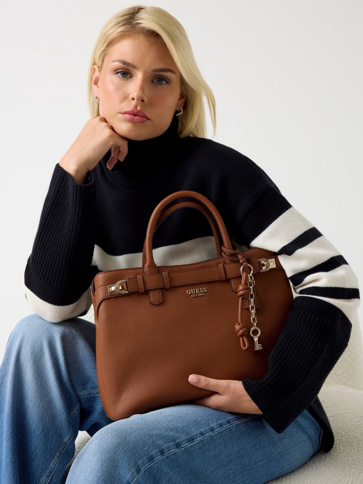 GUESS Borsa Donna GREGORIA LRG GFRIEND SATCHEL HWBG85 46070 COG COGNAC