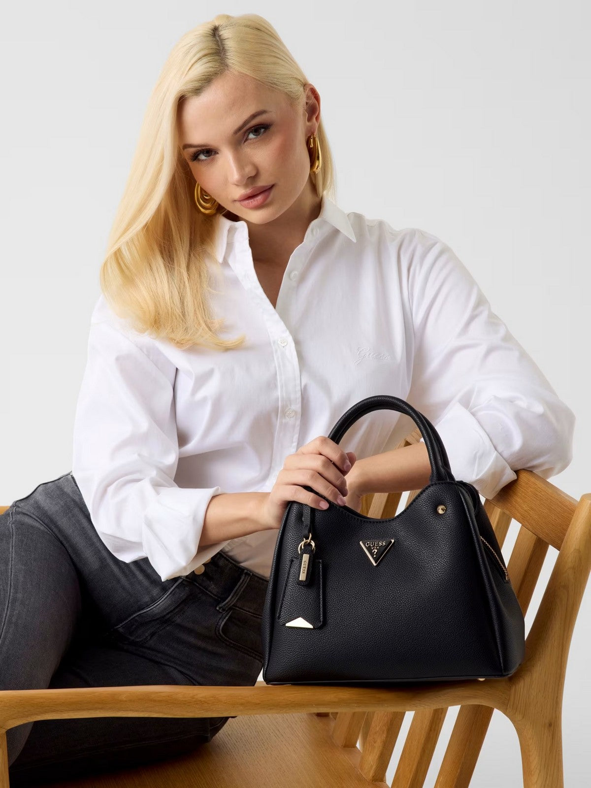 GUESS Borsa Donna MERIDIAN II SML GFRND CARRYALL HWBG69 74050 BLA BLACK