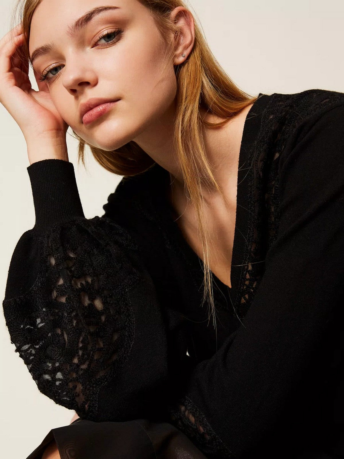 TWINSET Maglione Donna MIX VISCOSE & MESH EMBROIDERED INTARSIA 252TT3440 00006 Nero gioboutiqueweb