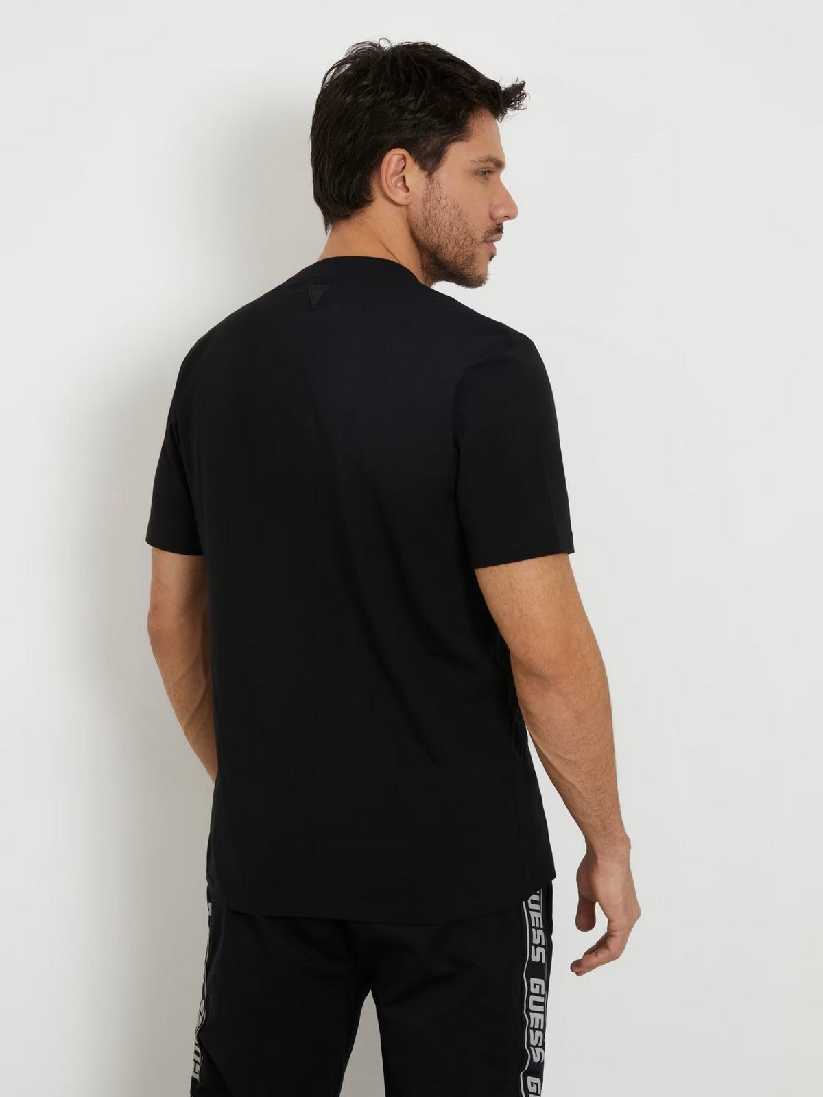 GUESS SPORT T-shirt Uomo SS ALPHY T-SHIRT Z2YI11 J1314 JBLK Nero gioboutiqueweb