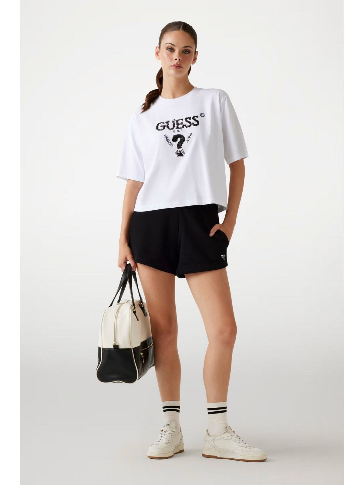 GUESS SPORT T-shirt Donna AURELIE BOXY TEE V4YI06 I3Z14 G011 PURE WHITE gioboutiqueweb