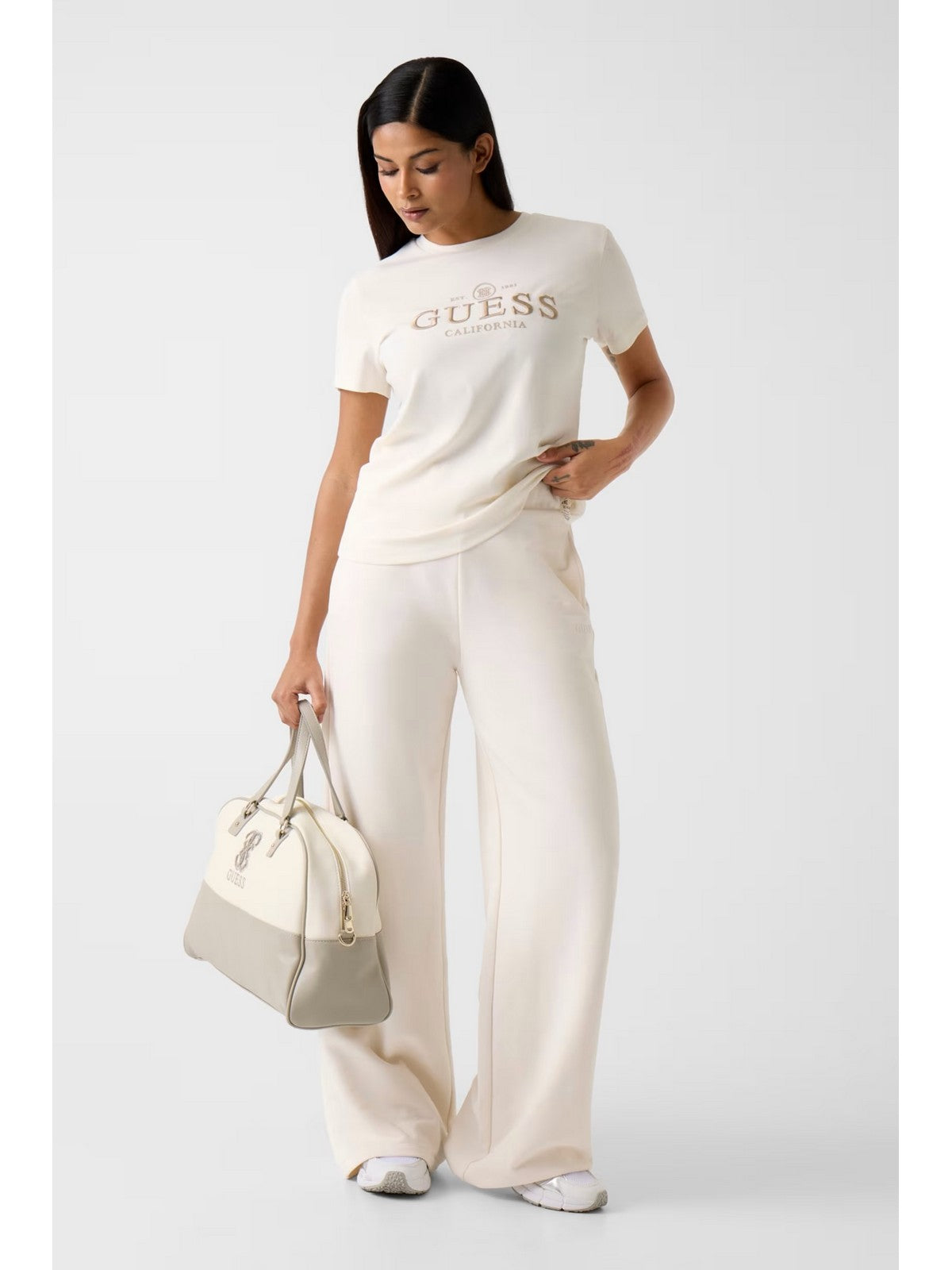 GUESS SPORT T-shirt Donna ARABELLA CN SS T-SHIRT V6RI06 KD741 G027 WHITE GLAM