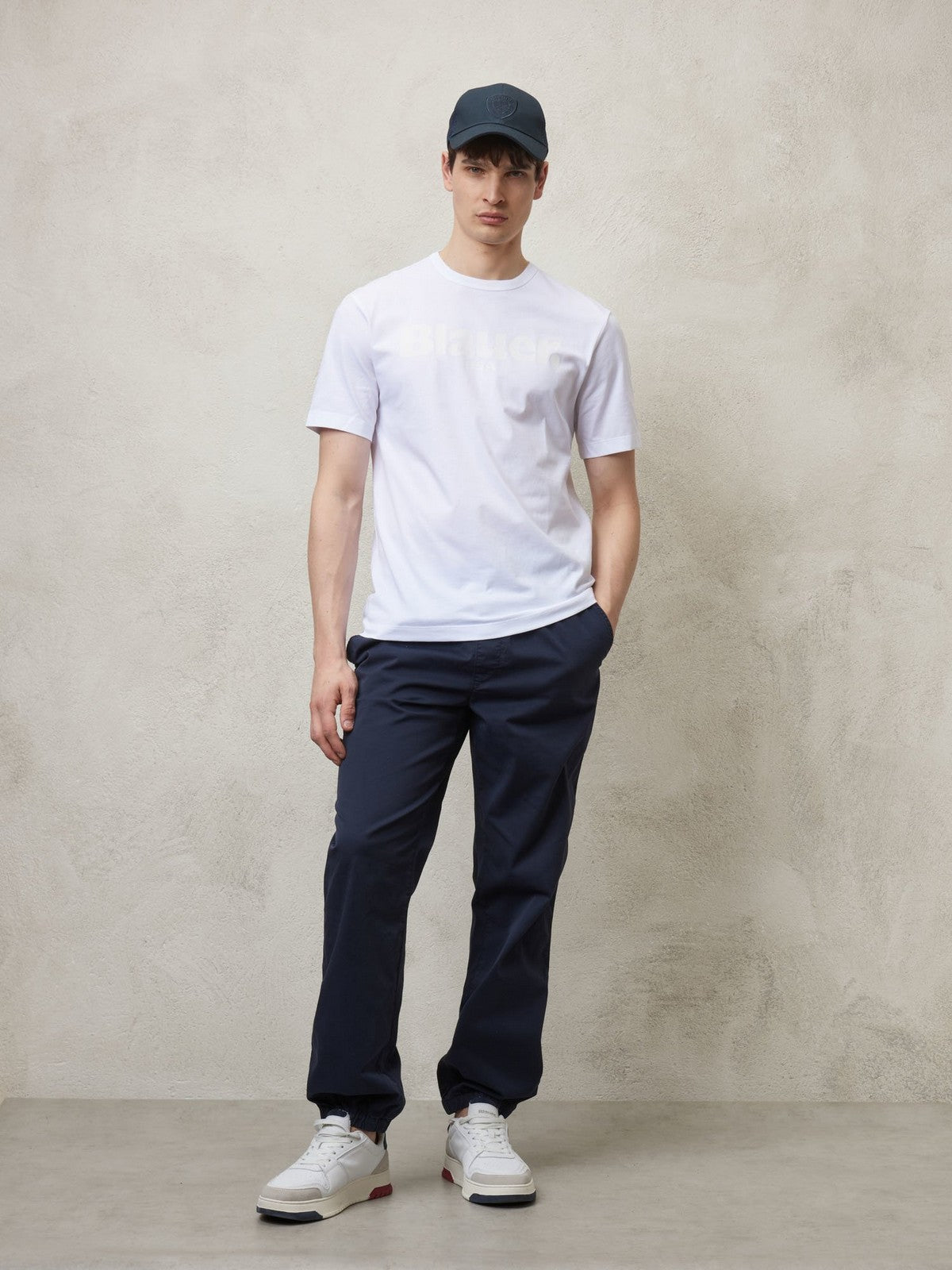Blauer T-Shirt und Männerstange 24Sbluh02142 004547 100 Weiß