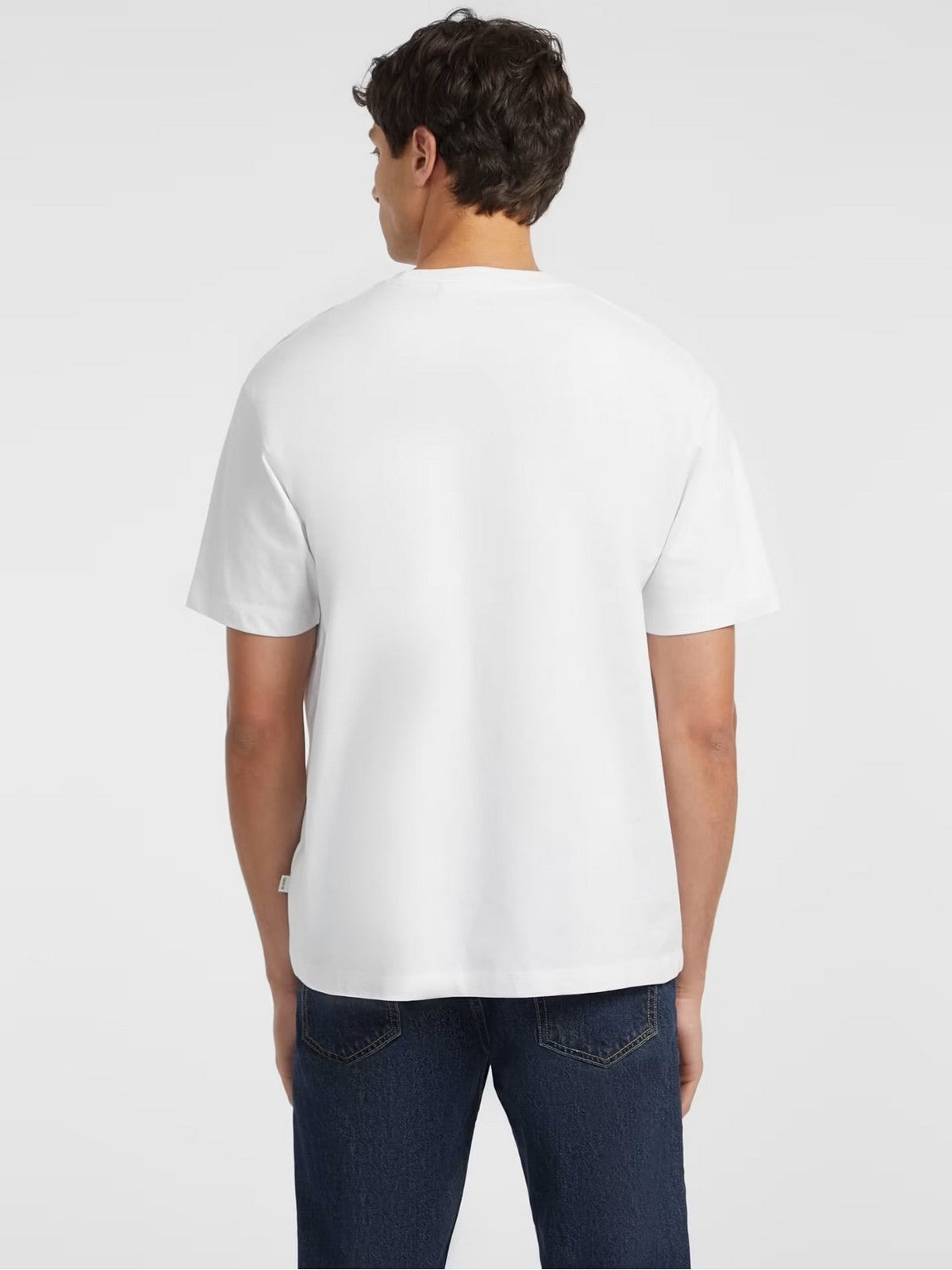 GUESS T-shirt Uomo GJ SS CN OS LOGO EMB TEE M4YI44 K8FQ4 G011 PURE WHITE gioboutiqueweb