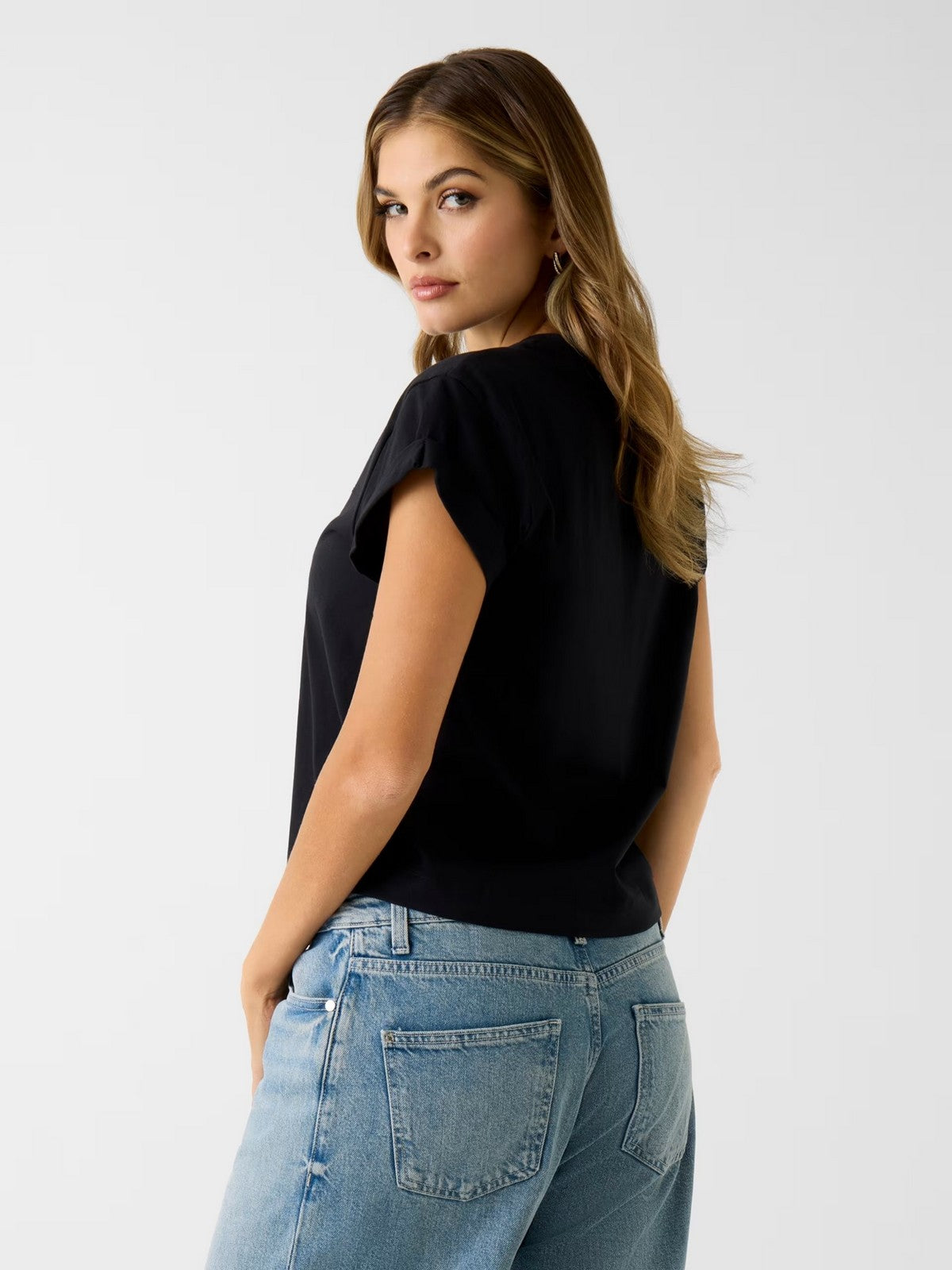 GUESS T-shirt Donna SS CN LA STARS TEE W6RI30 I3Z14 JBLK Jet Black A996 gioboutiqueweb