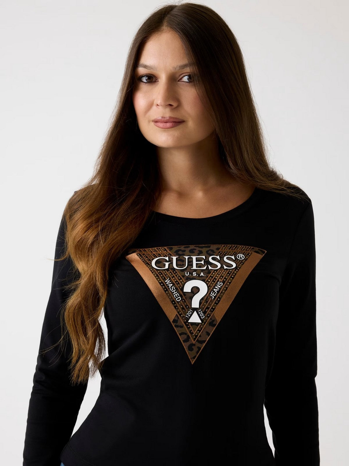 GUESS T-shirt Donna LS CN LEO TRIANGLE TEE W5BI75 J1314 JBLK Jet Black A996 gioboutiqueweb