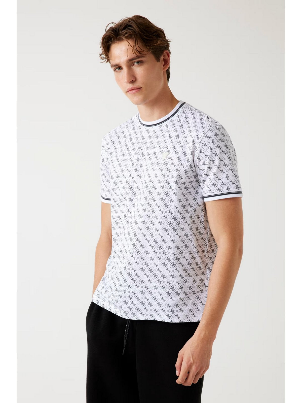 GUESS SPORT T-shirt Uomo MARSHALL T-SHIRT Z2YI05 J1314 P084 4G AOP SALT WHITE