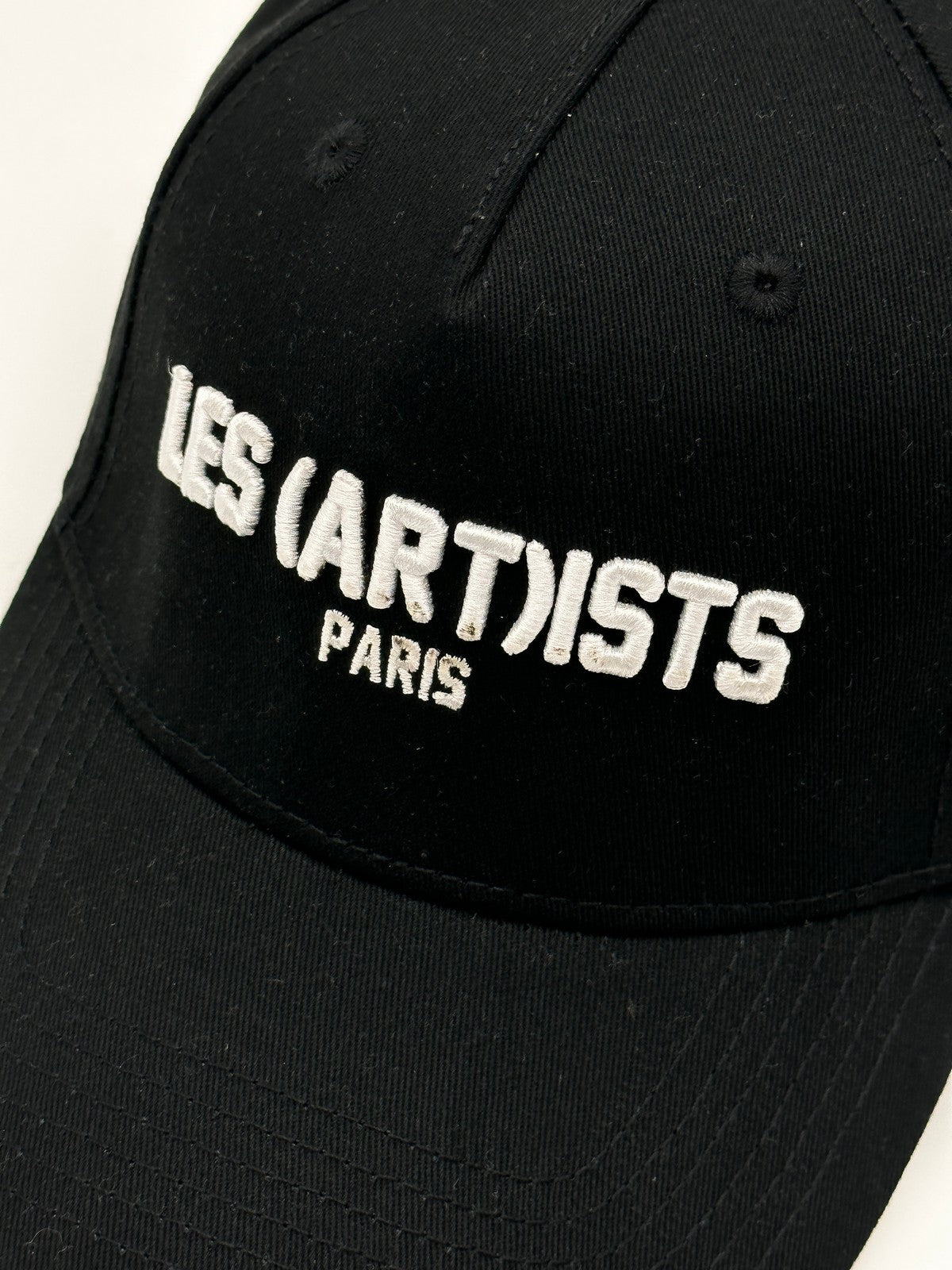 LES ARTISTS Cappello Uomo  24SSLAAC600 Nero gioboutiqueweb