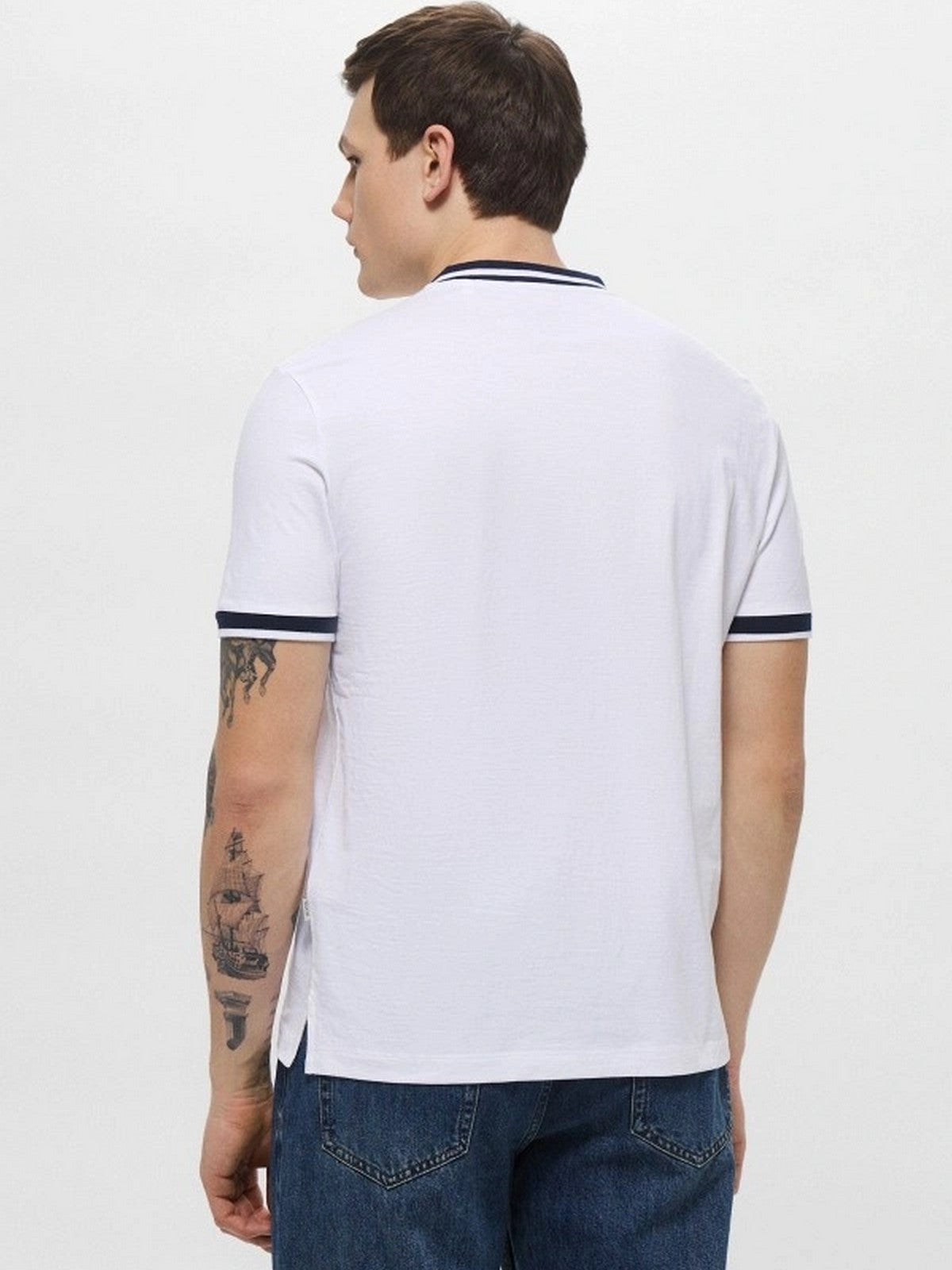 GUESS T-shirt Uomo GJ SS CN REG  HENLEY TEE M5GP49 KCTV1 G011 PURE WHITE