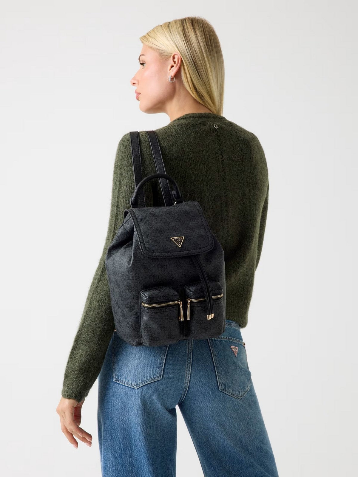 GUESS Zaino Donna MANHATTAN II FLAP BACKPACK HWSG71 18310 CLO COAL LOGO gioboutiqueweb