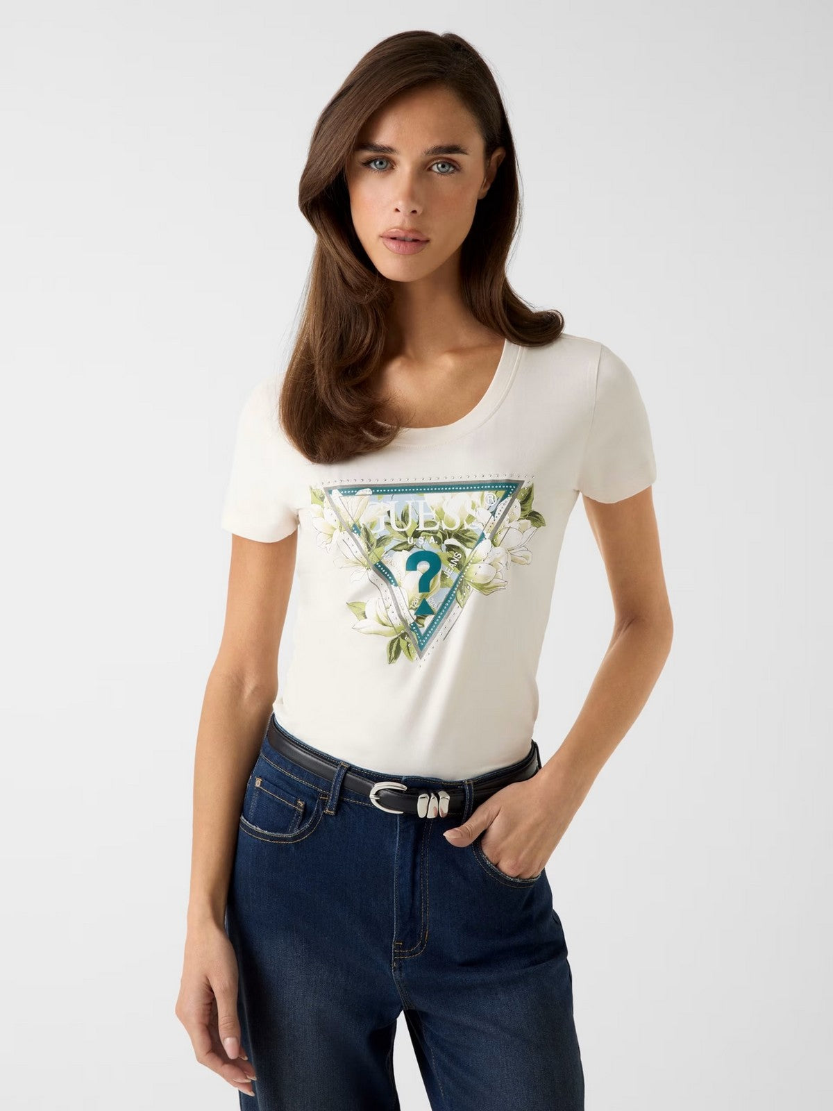 GUESS T-shirt Donna SS CN CAMELIA TRIANGLE TEE W6RI35 J1314 G012 CREAM WHITE gioboutiqueweb