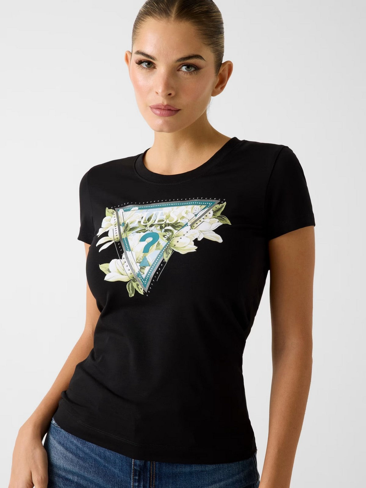 GUESS T-shirt Donna SS CN CAMELIA TRIANGLE TEE W6RI35 J1314 JBLK Jet Black A996 gioboutiqueweb