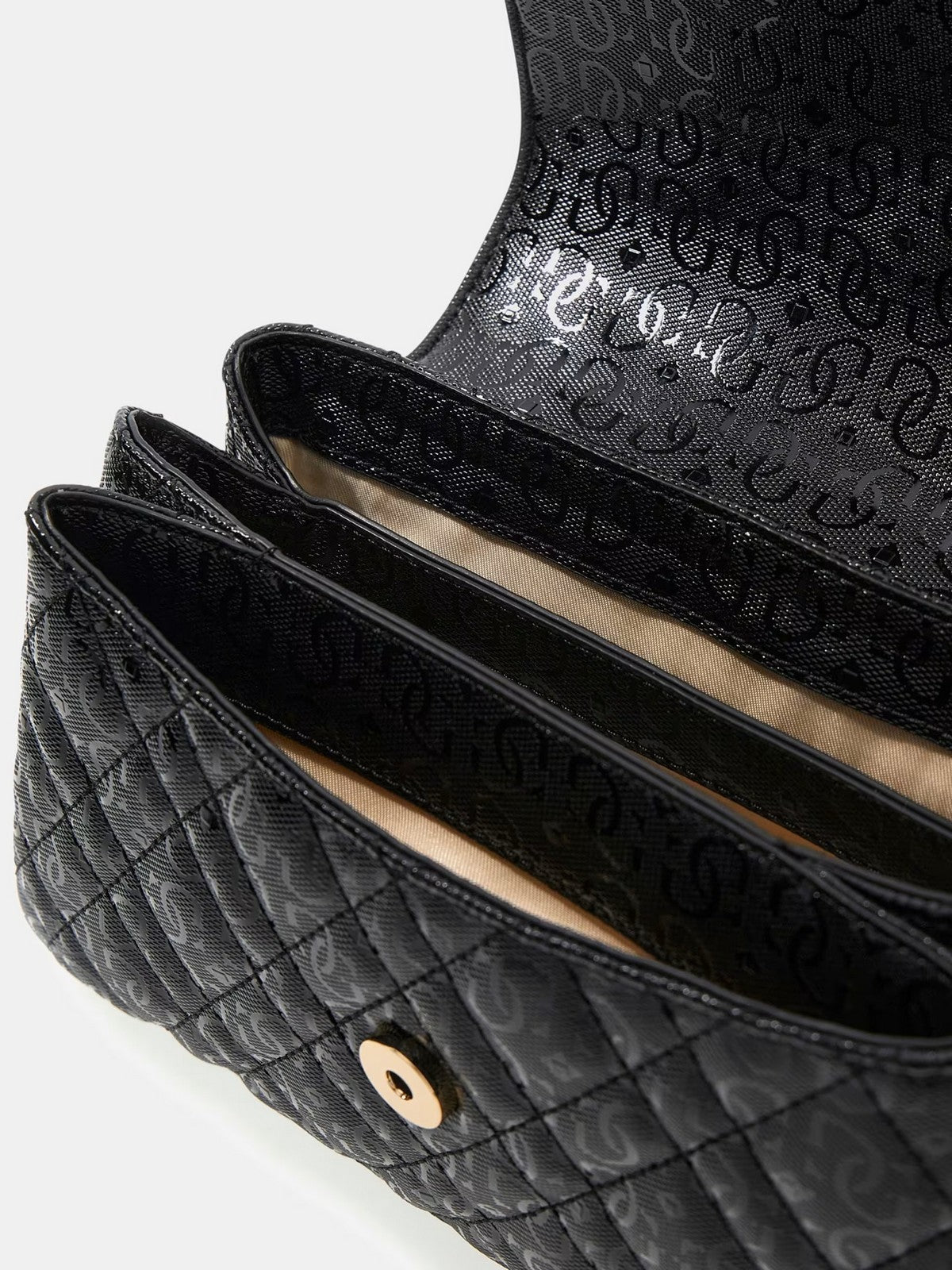 GUESS Borsa Donna ISEMAY CONVERTIBLE XBODY FLAP HWGG96 28210 BLA BLACK gioboutiqueweb
