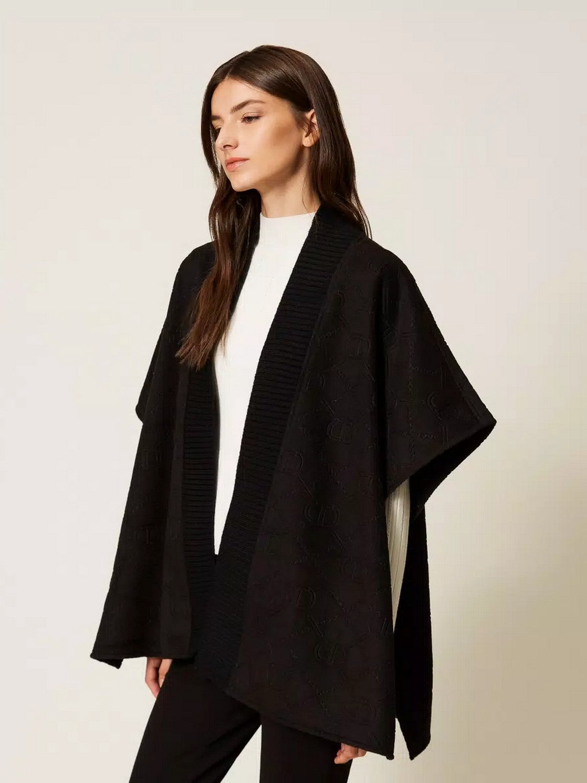 TWINSET Mantella Donna EMBOSSED LOGO 252TO5420 00006 Nero gioboutiqueweb