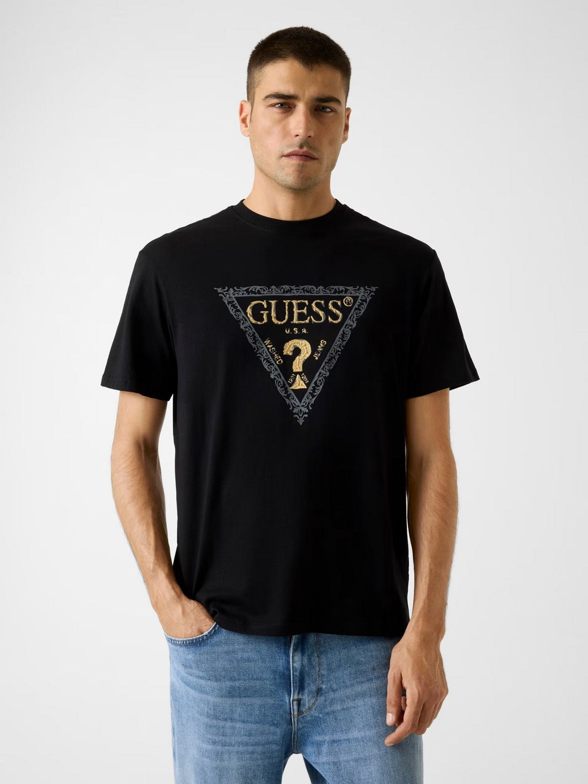 GUESS T-shirt Uomo SS CN GOLDEN TRIANGLE TEE M6RI15 I3Z14 JBLK Jet Black A996 gioboutiqueweb