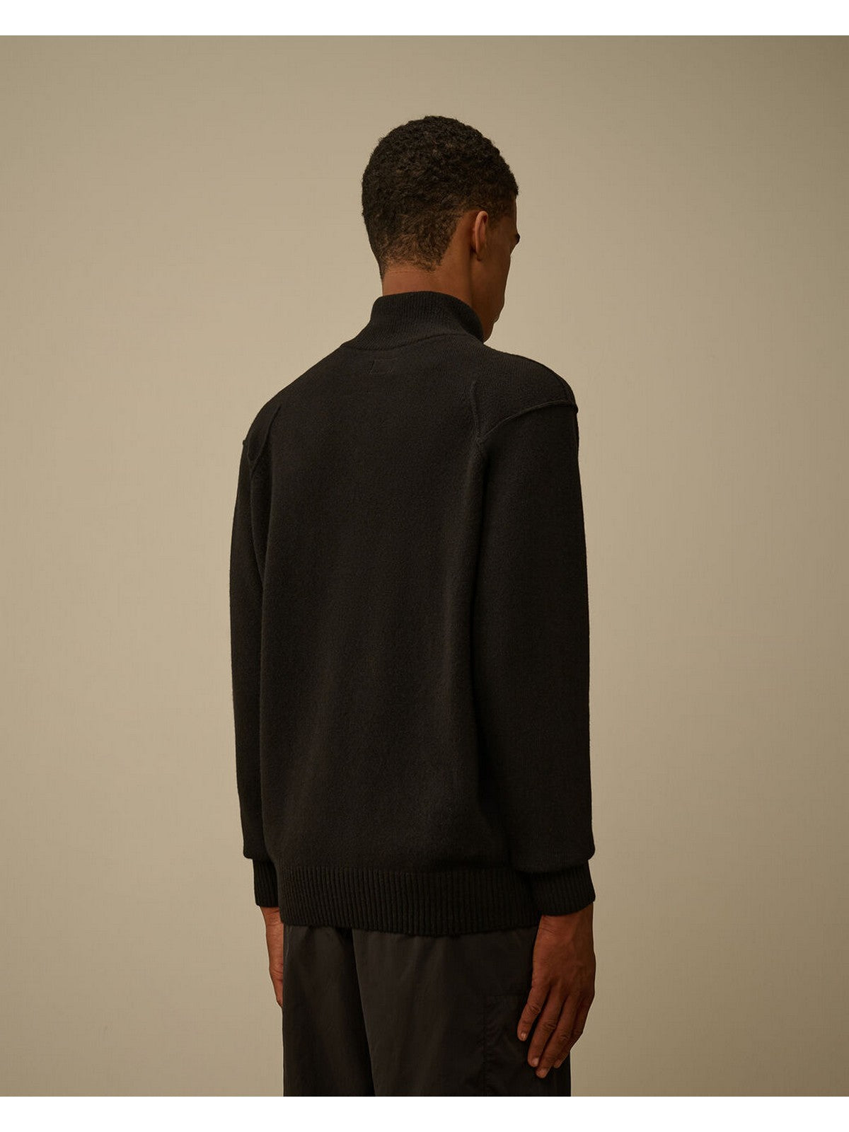 C.P. COMPANY Maglione Uomo  RFCMKN709A110149A 999 999 - BLACK gioboutiqueweb