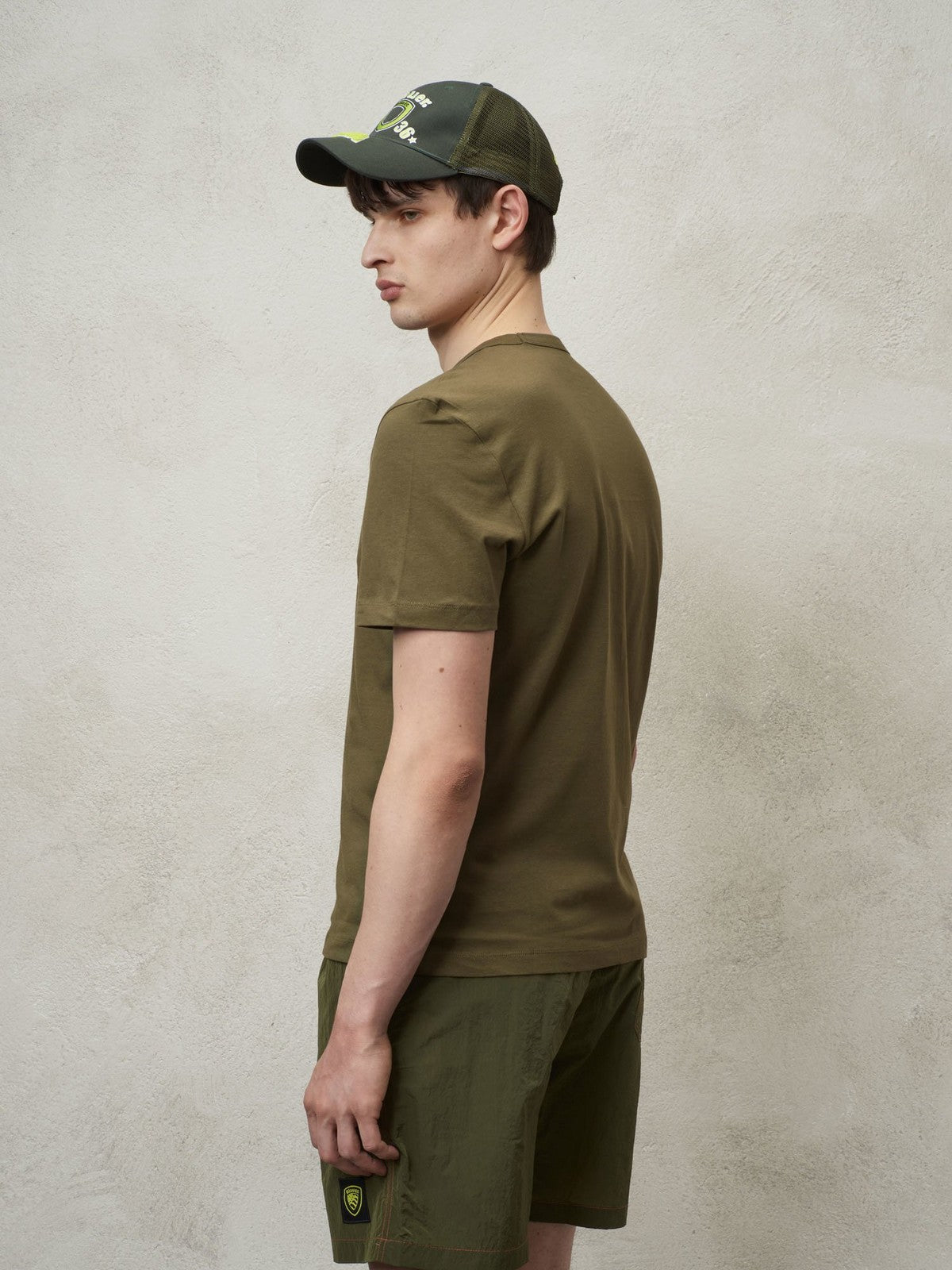 Blauer T-Shirt und Männerstange 24Sbluh02143 004547 685 Grün