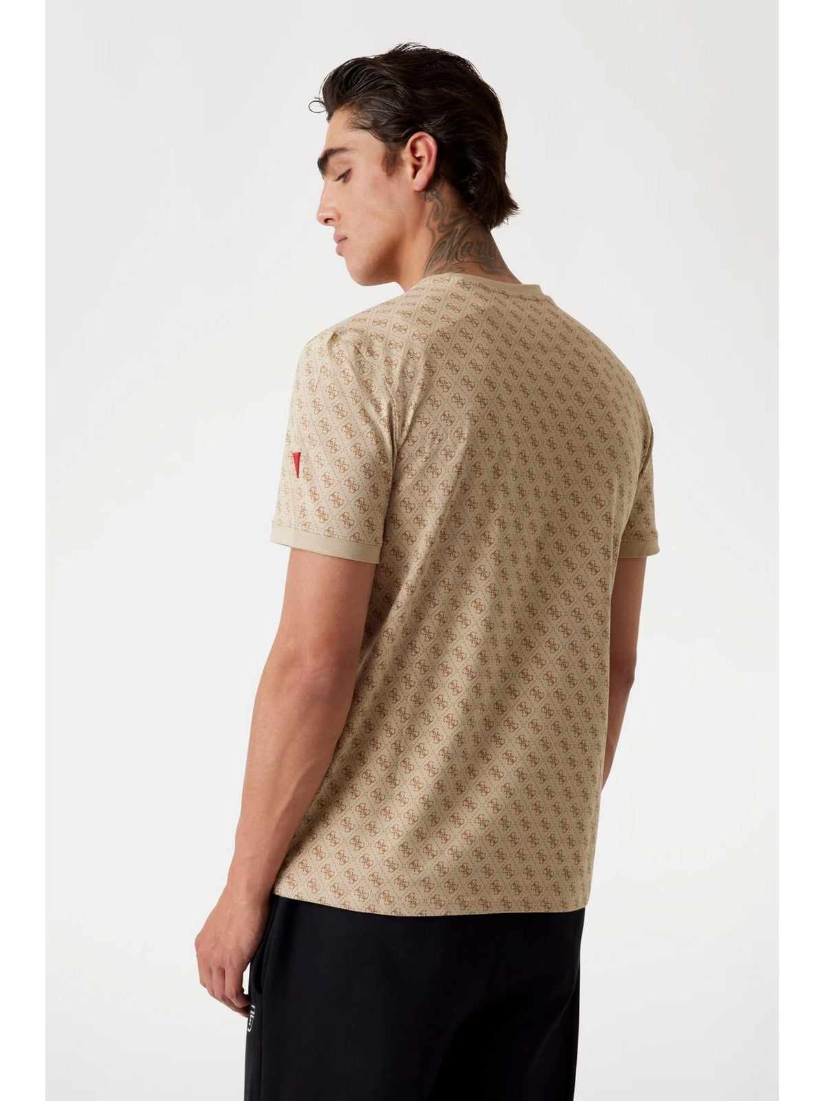GUESS SPORT T-shirt Uomo JAMEY T-SHIRT Z2BI09 J1314 P13W 4G AOP BEIGE BLANCO