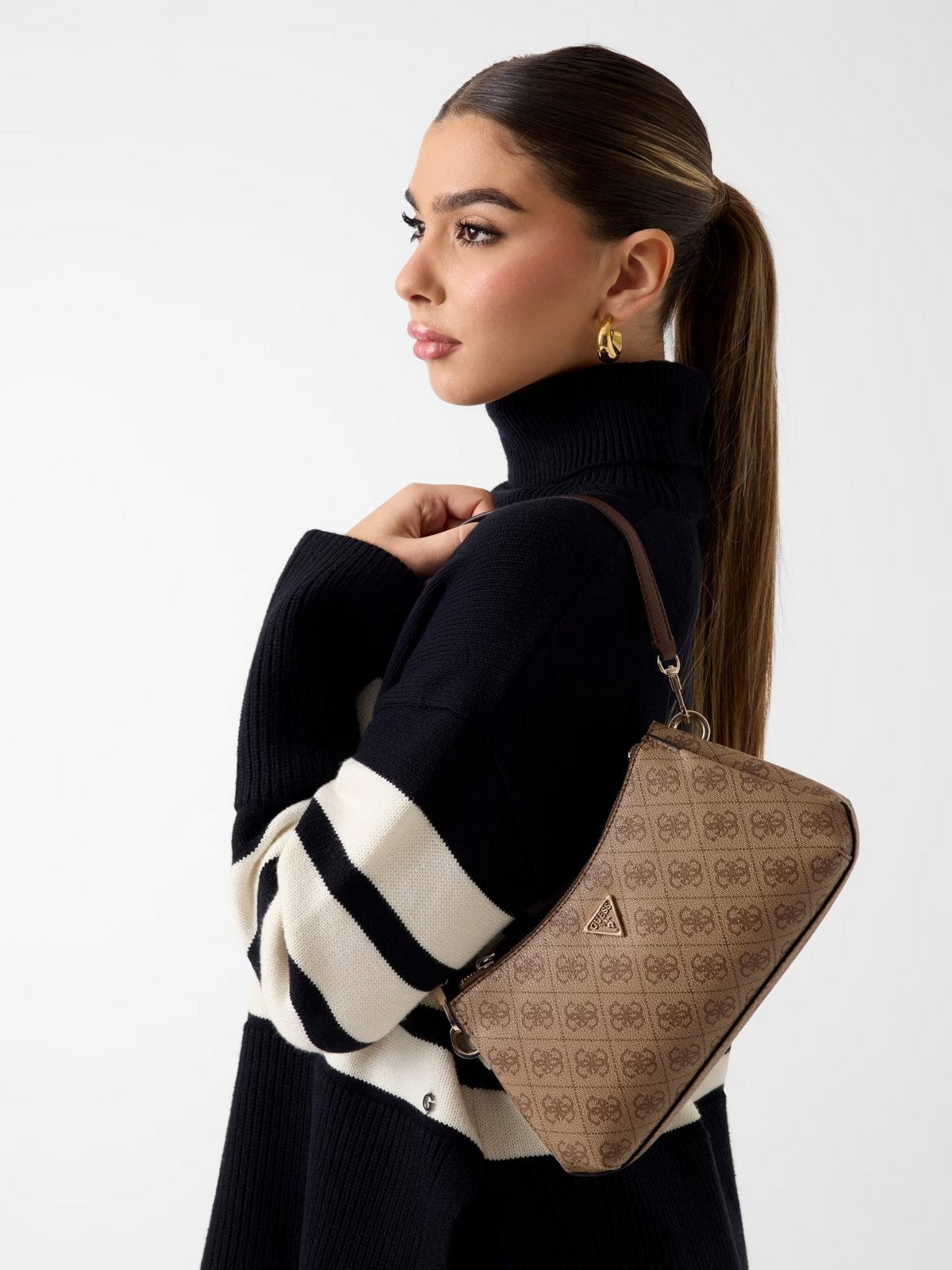 GUESS Borsa Donna NOELLE II 3 COMP SHLDR XBODY HWBG96 72730 LGW LATTE LOGO/BROWN gioboutiqueweb