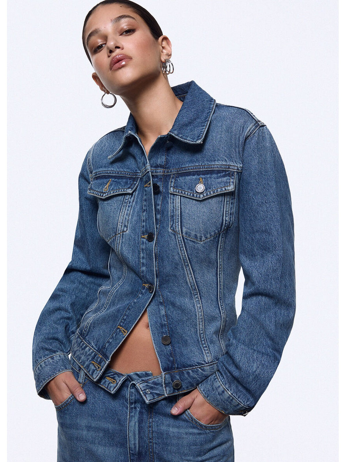 LIU JO feat. ELODIE Giubbino Donna  UA6511D0400 79157 Den.md.Blue intrecci gioboutiqueweb