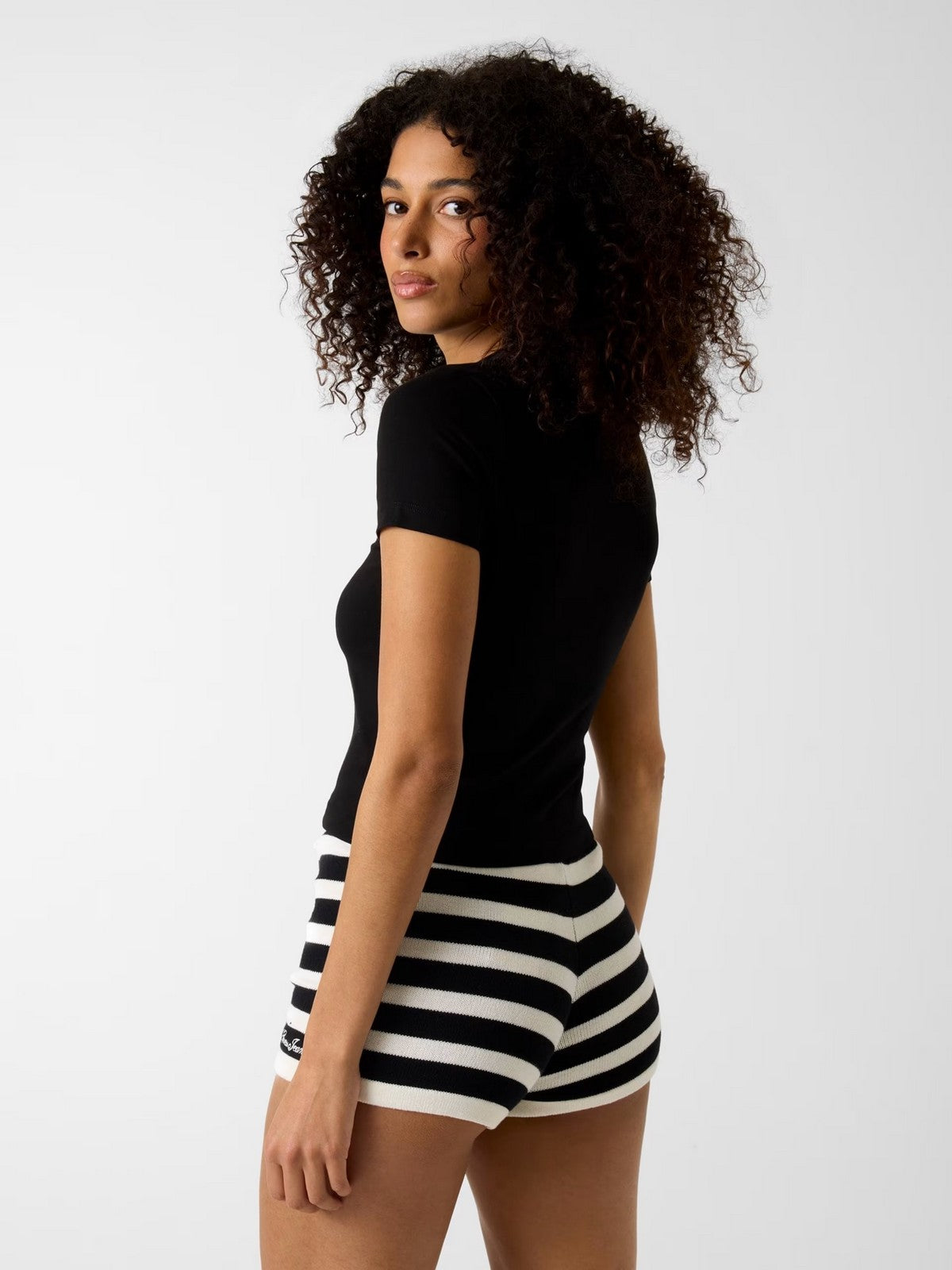 GUESS T-shirt Donna GJ SS CN BABY BAKER TEE W6RI15 J1314 JBLK Jet Black A996 gioboutiqueweb
