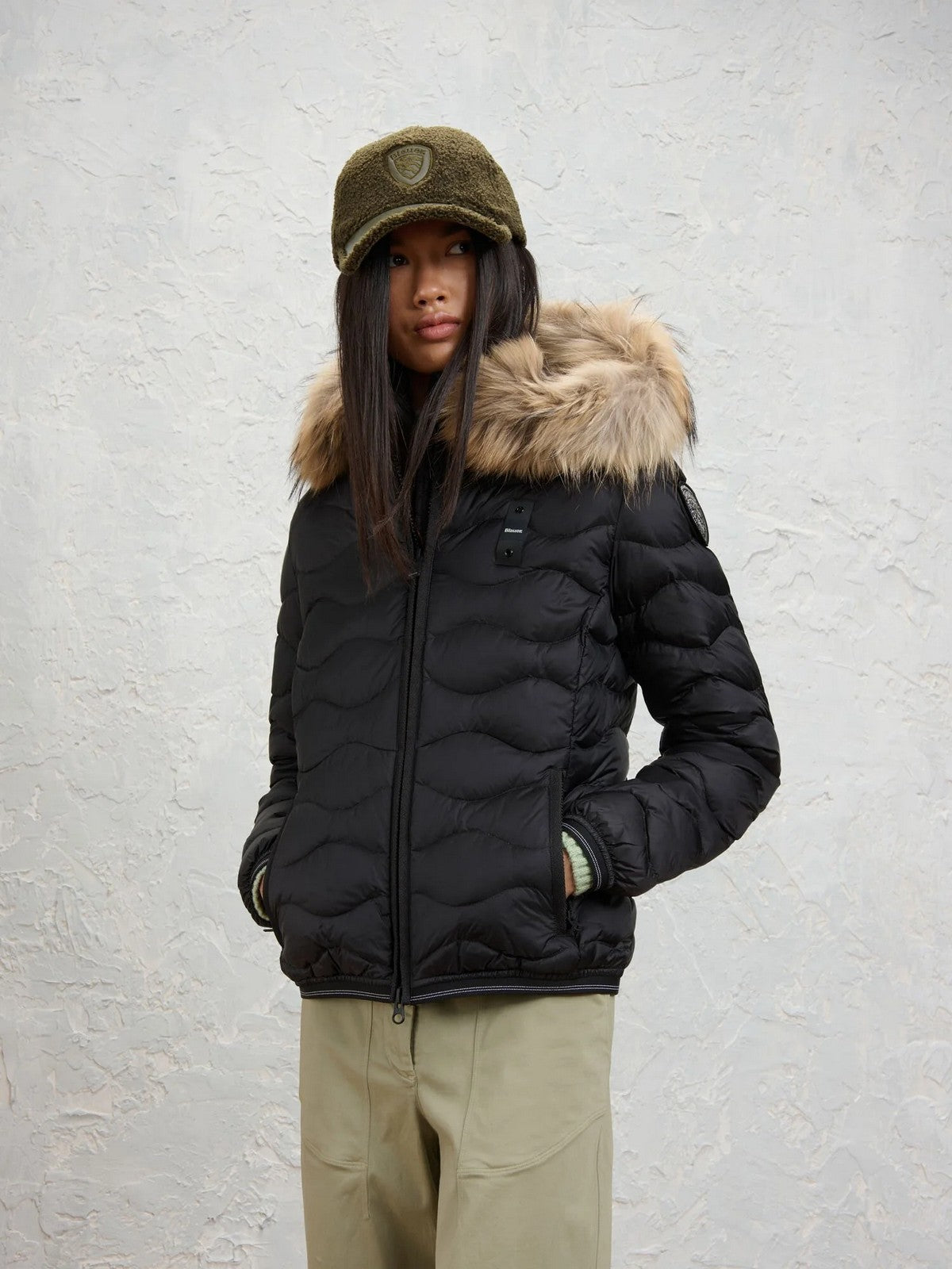 BLAUER Piumino Donna ALDIE NERO interno BEIGE 301 - 26WBLDC03034 006047 999EI gioboutiqueweb